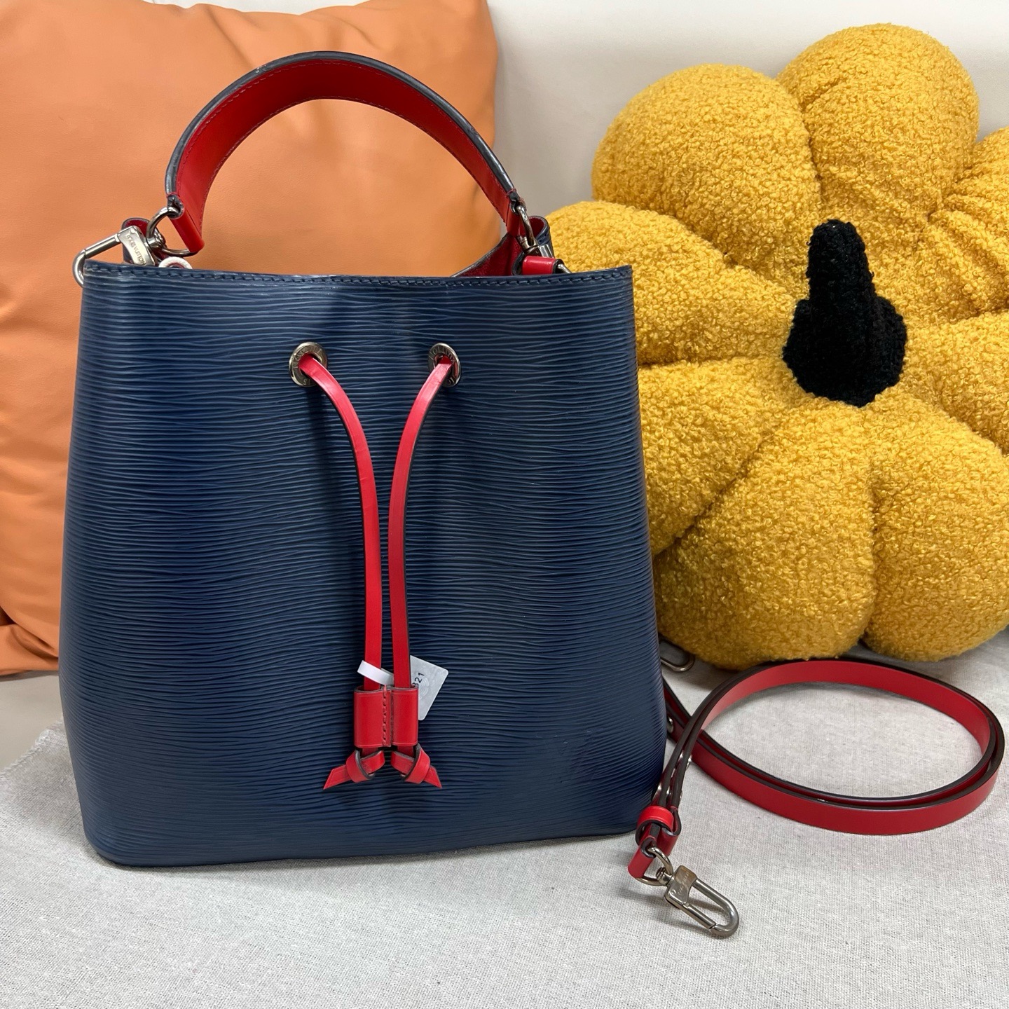 95新 LouisVuitton/路易威登 蓝色 水波纹EPI粒面牛皮革 编码芯片