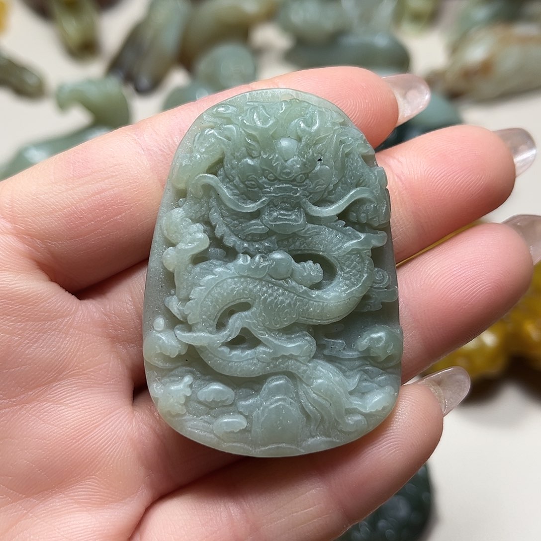 白玉菩提吊坠白玉菩提吊坠