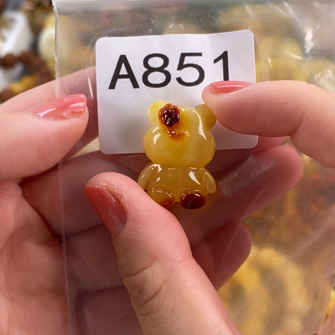 琥珀未镶嵌珠宝奇石