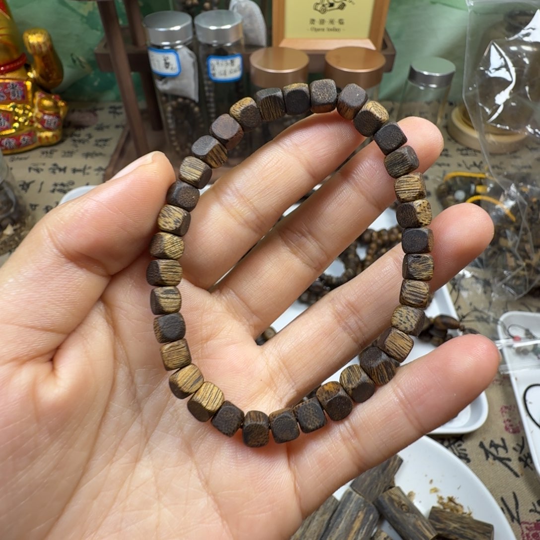 沉香碎屑沉香卡5方糖珠