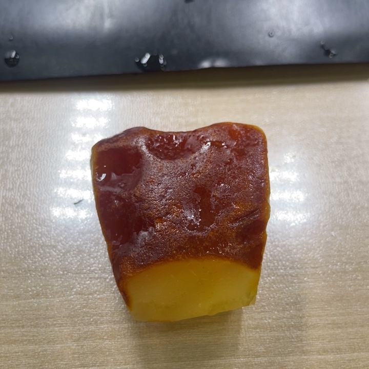 振***）定制蜜蜡未镶嵌裸石