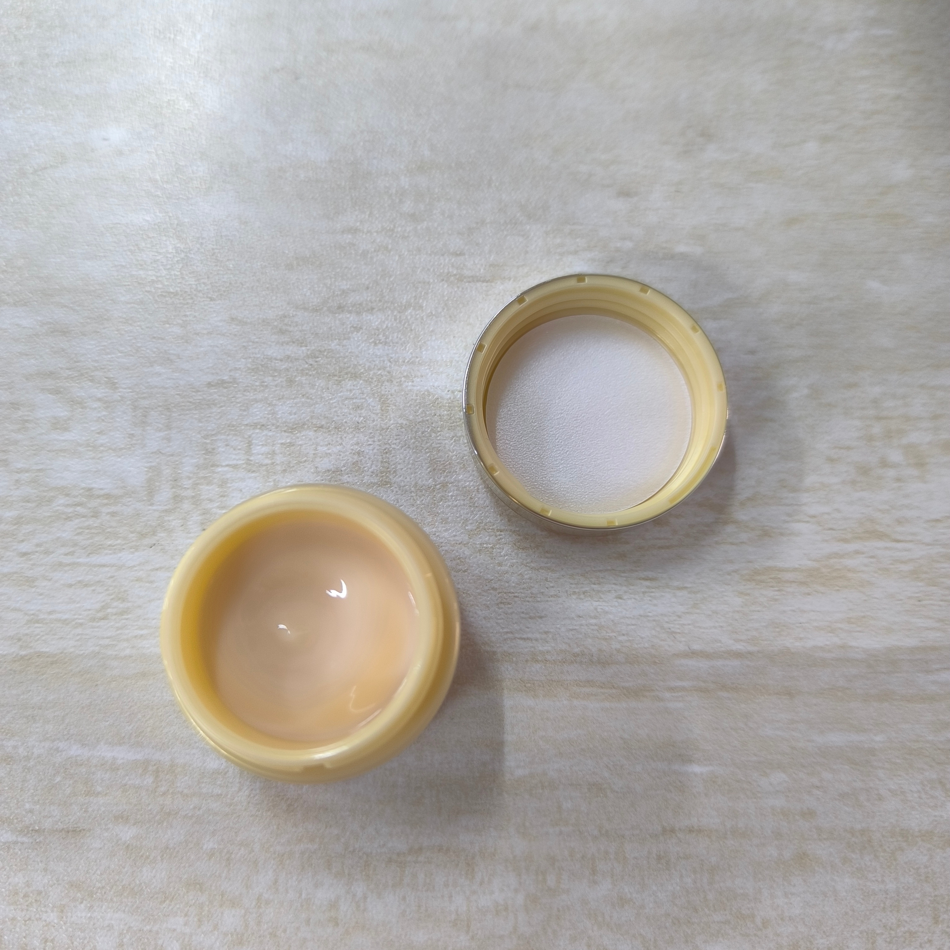 【言言分享CP】4D充盈保湿面霜