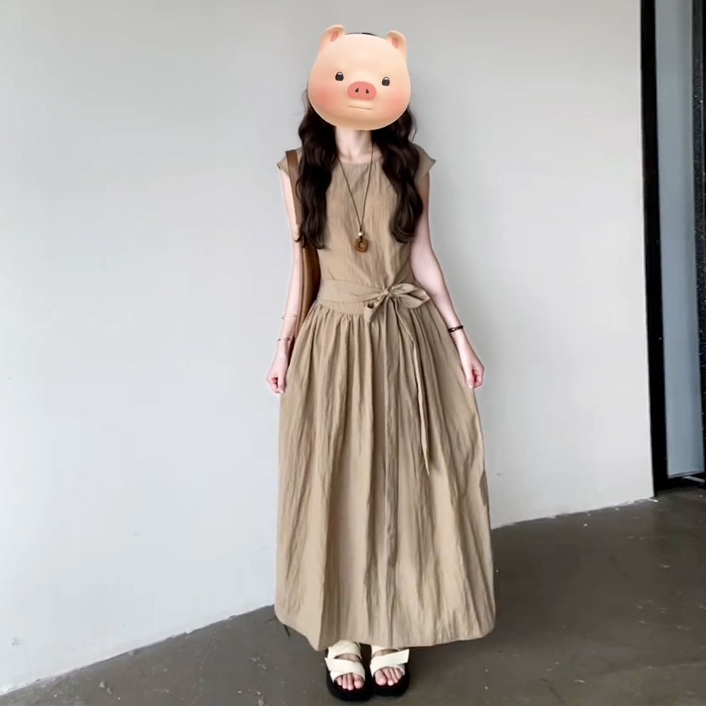 【现货+运补】海边度假卡其色半袖连衣裙夏季2025新款巨好看5455