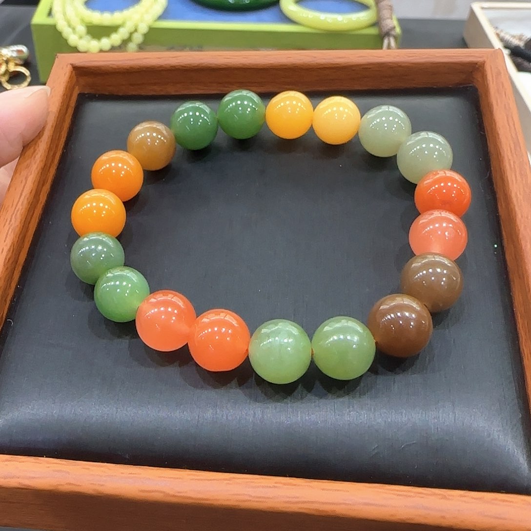 和田玉手串未镶嵌