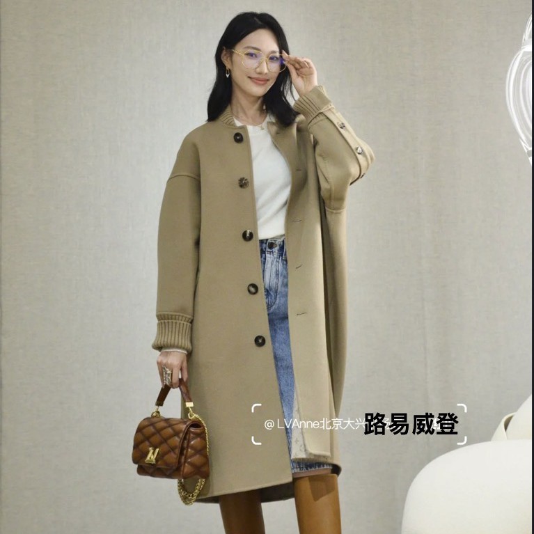 未使用 LouisVuitton/路易威登 驼色羊毛大衣 32码 GM002021