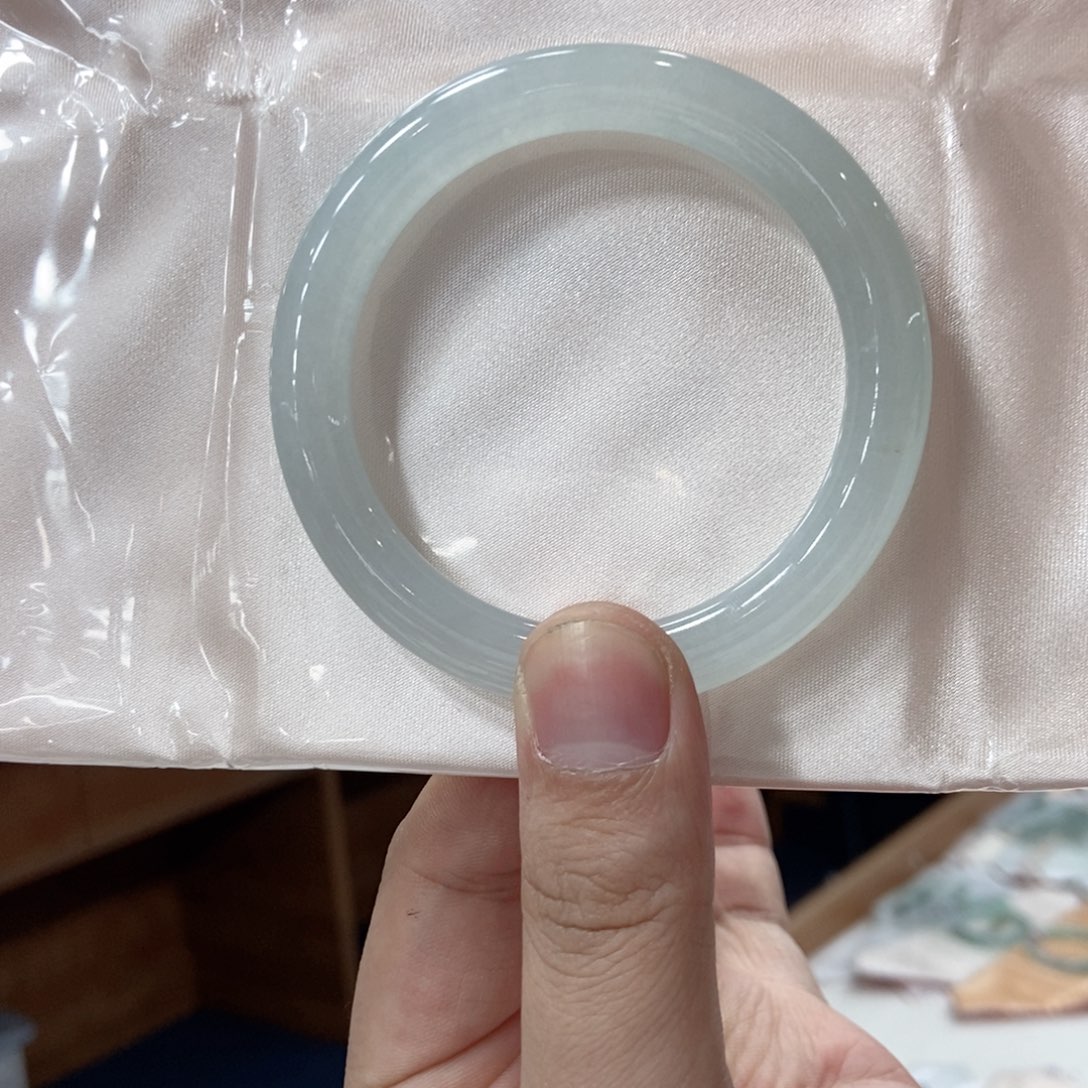 【闪购商品】翡翠未镶嵌手镯买断