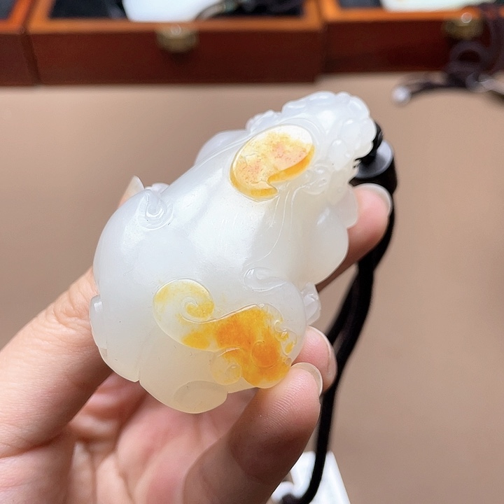 和田玉挂件未镶嵌小*F