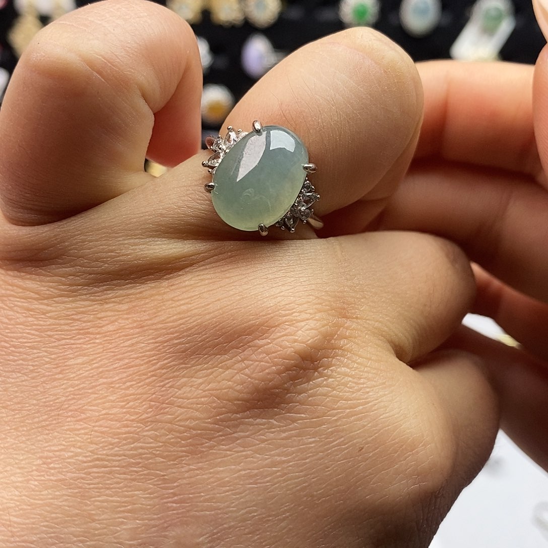 翡翠未镶嵌戒指翡翠