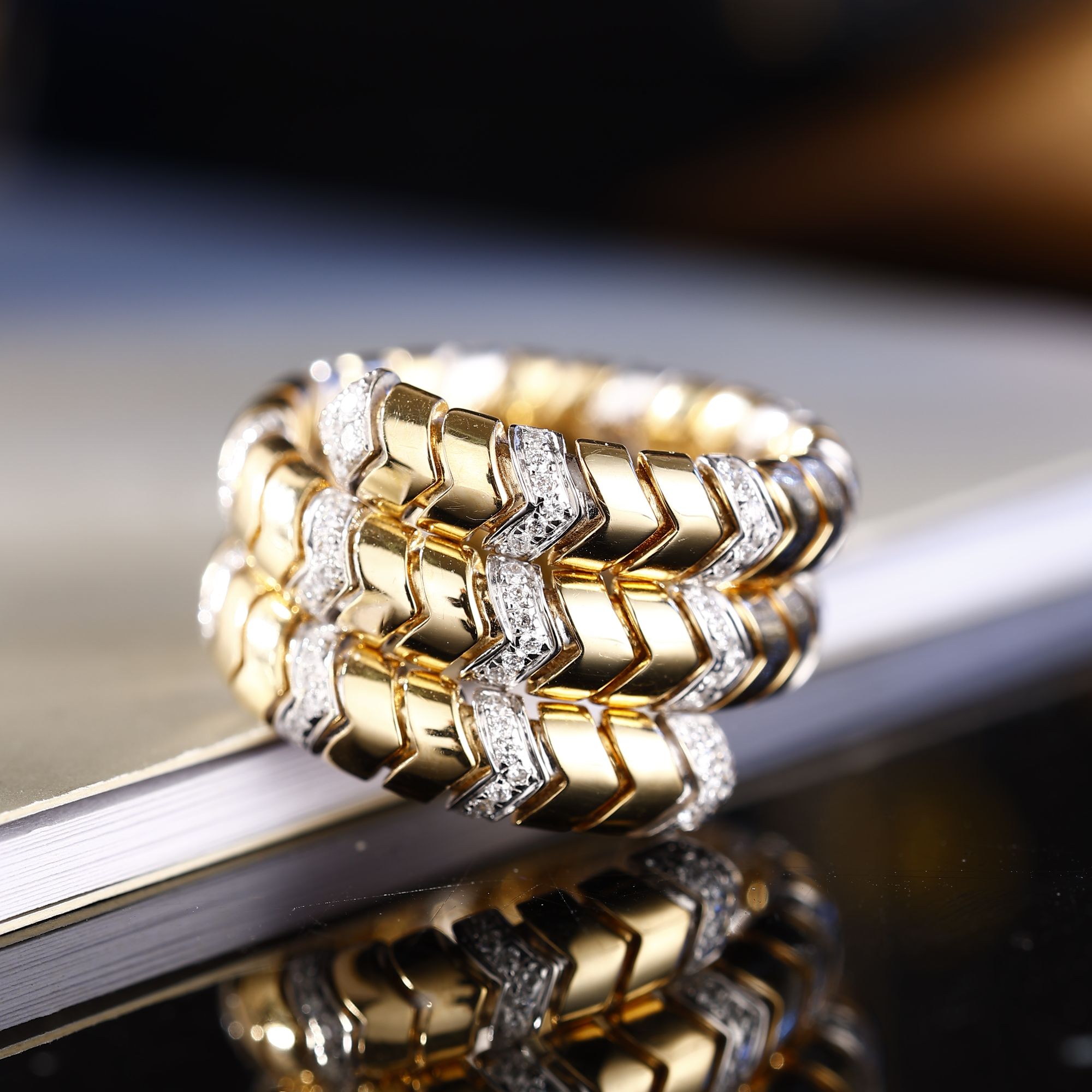 18K金钻石中古风蛇形戒指 (定制品质48小时鉴赏期)