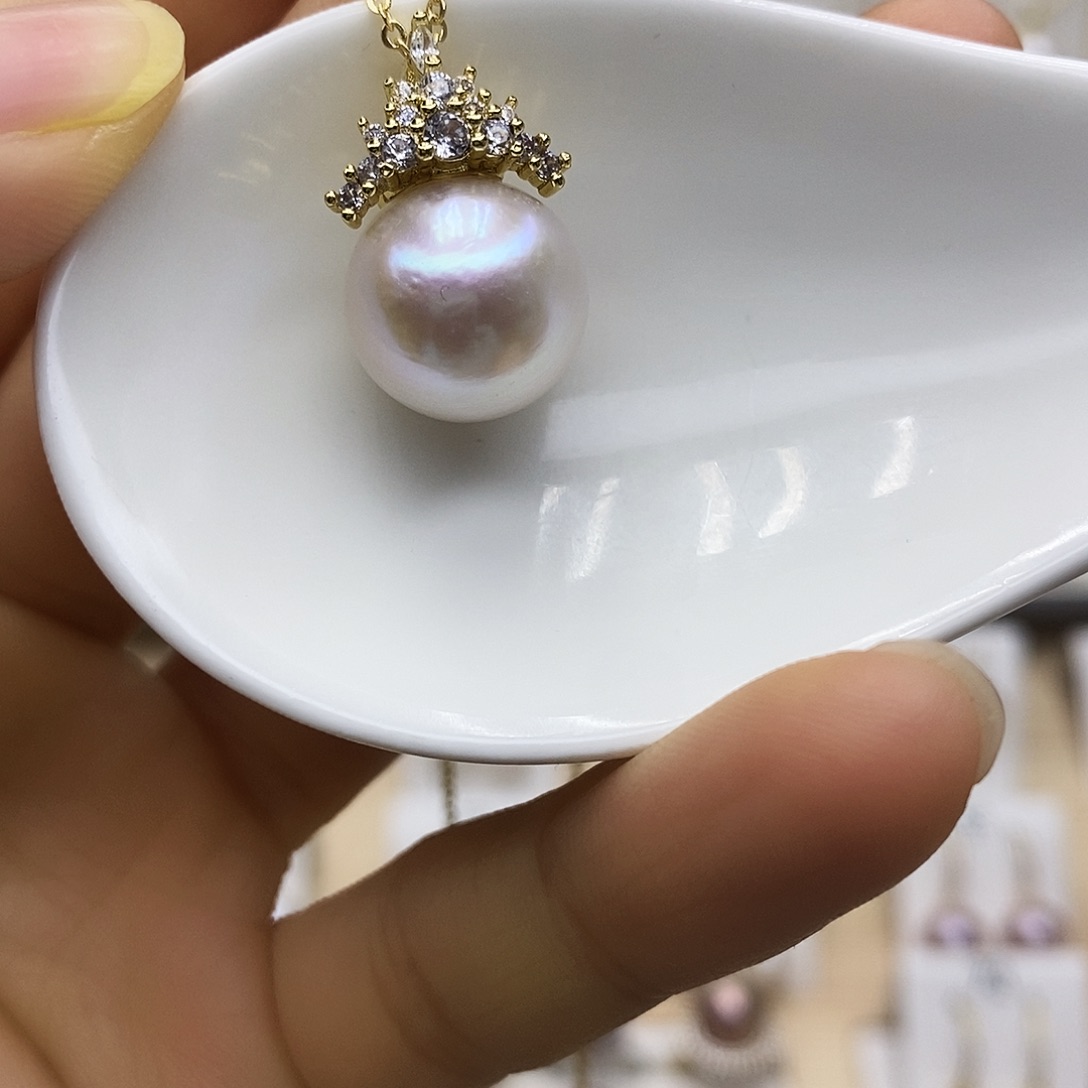 淡水珍珠颈饰合金