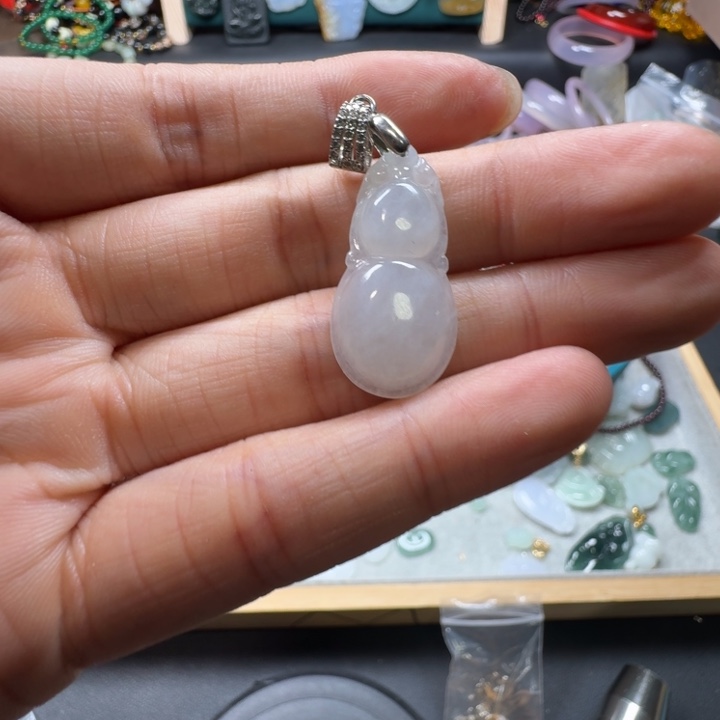 송****翡翠银S925镶嵌吊坠(赠链)纯天然缅甸A货翡翠葫芦吊坠