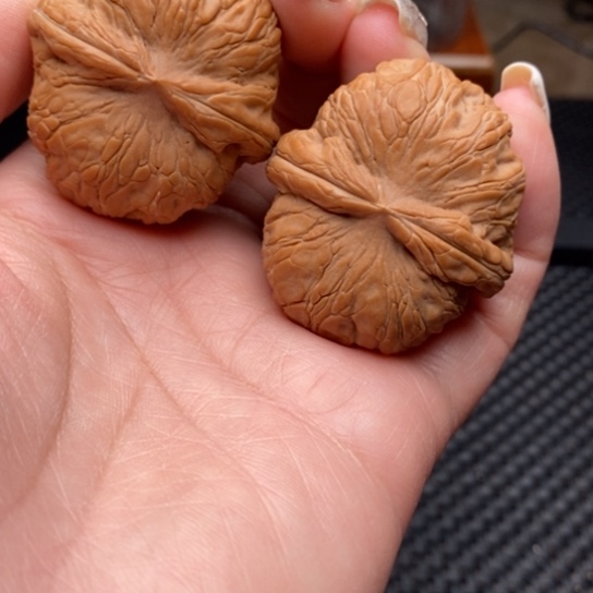 文玩核桃吊坠43.5全品平谷元宝