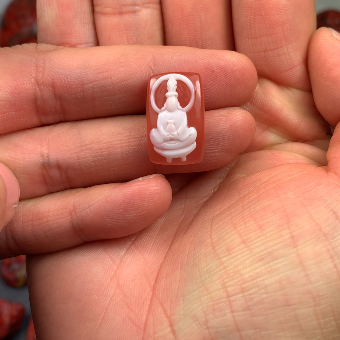 南红玛瑙未镶嵌颈饰