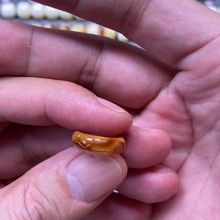 大***李琥珀未镶嵌裸石跑环