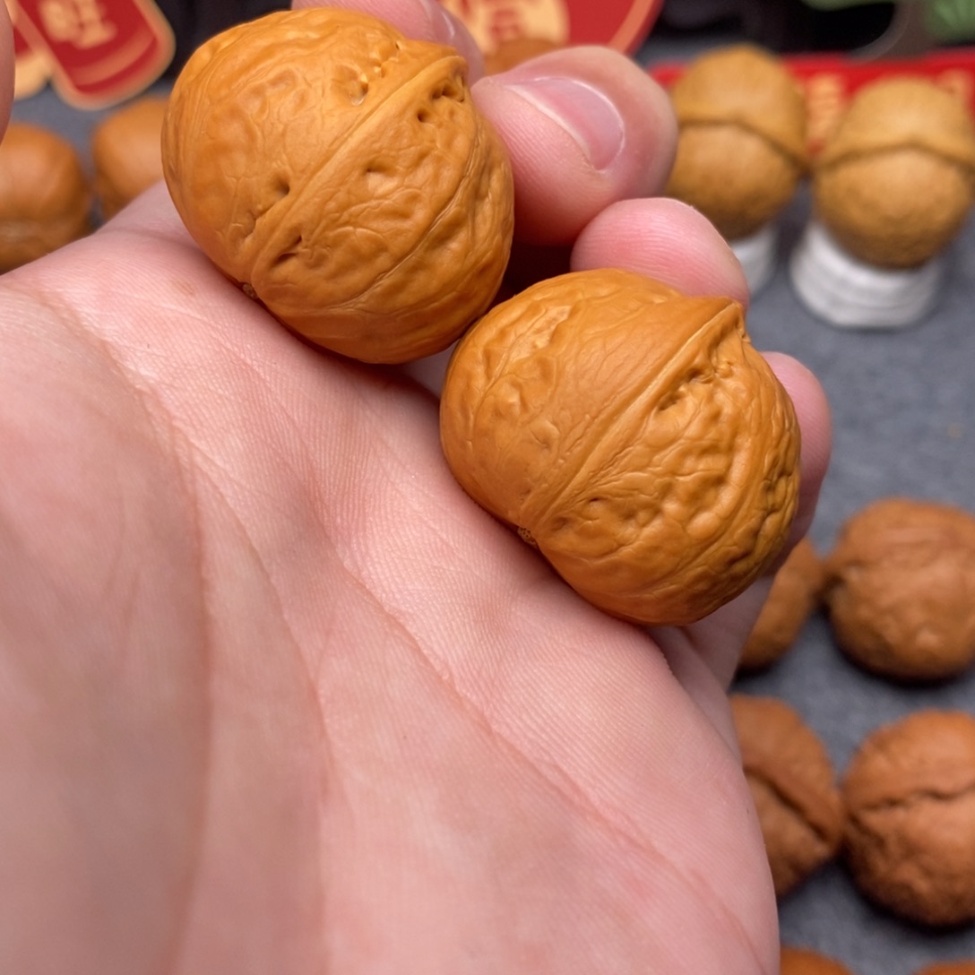 文玩核桃把件光头元宝