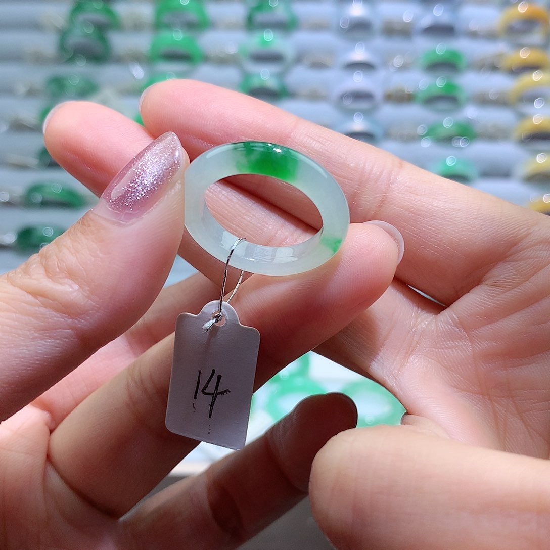 翡翠戒指未镶嵌14号