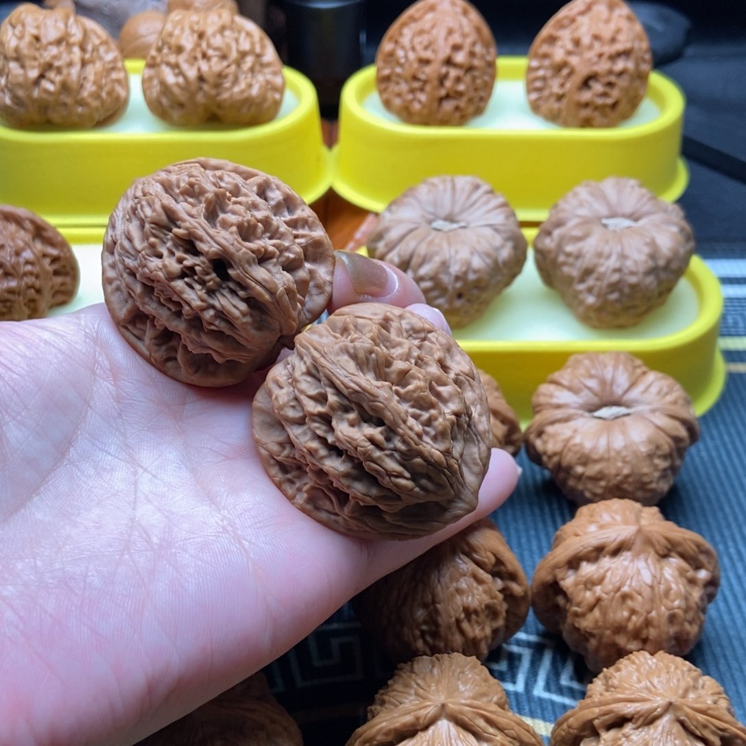文玩核桃把件全品麦虎