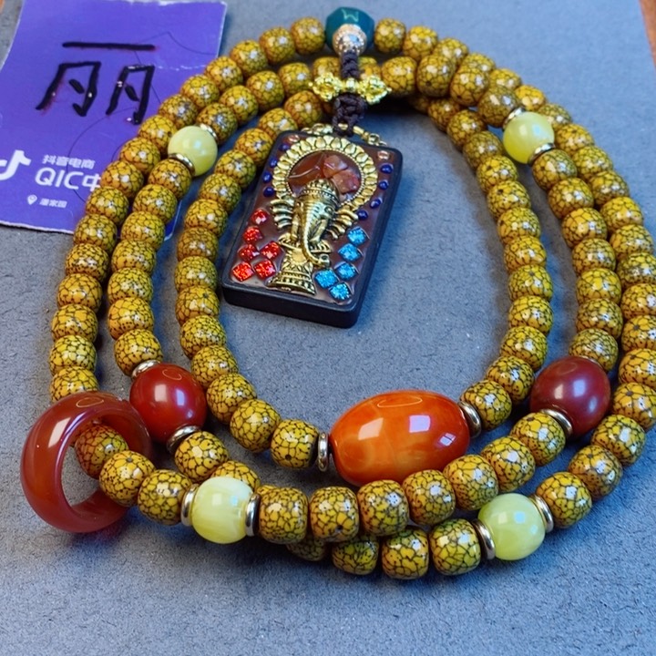 星月菩提吊坠思****说星月菩提