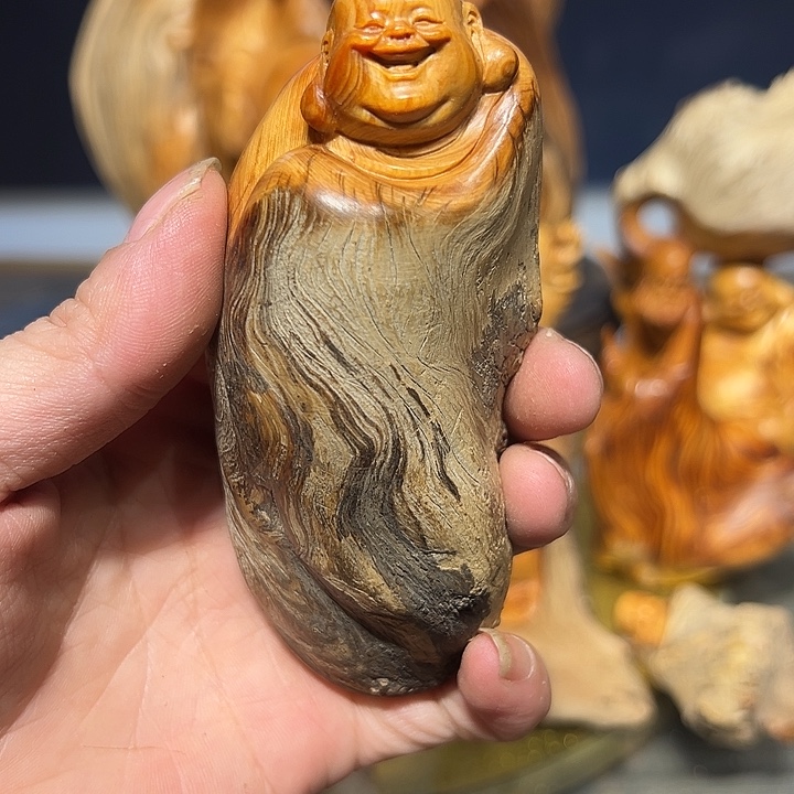 领***羊大叶紫檀（黑酸枝木类）