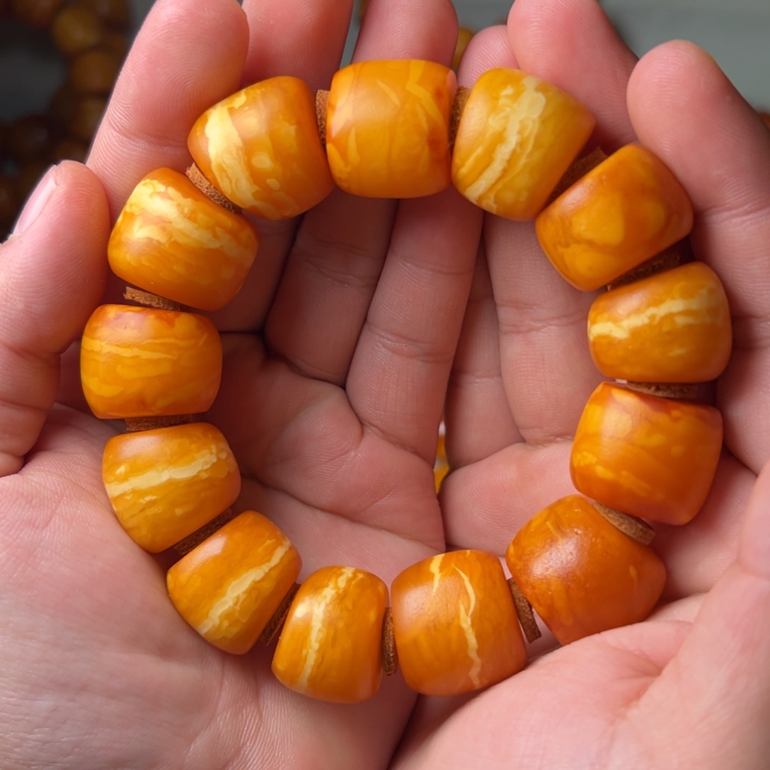 蜜蜡吊坠(不含链)未镶嵌