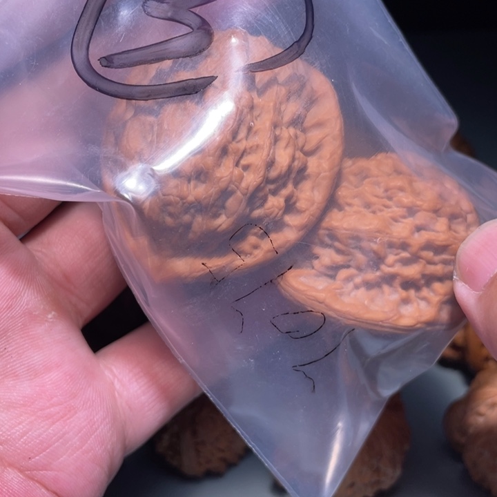 文玩核桃吊坠3呃呃呃