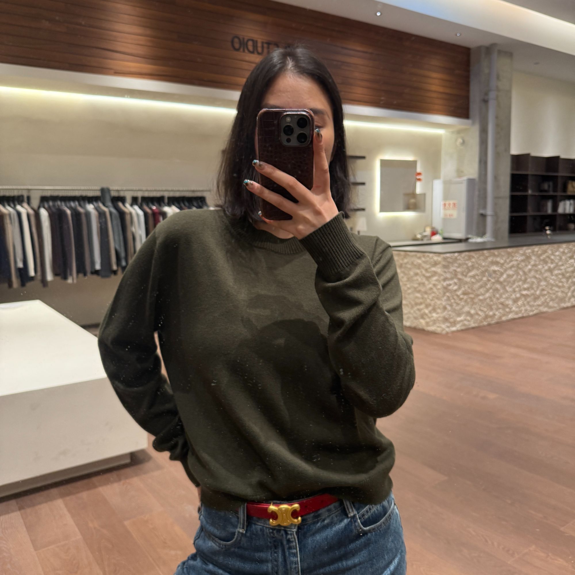 【YILI显瘦女装】时尚简约圆领老钱风休闲百搭羊毛针织衫 Y2000