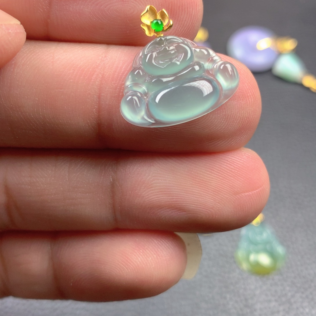 【闪购商品】颈饰18K金镶嵌翡翠翡翠