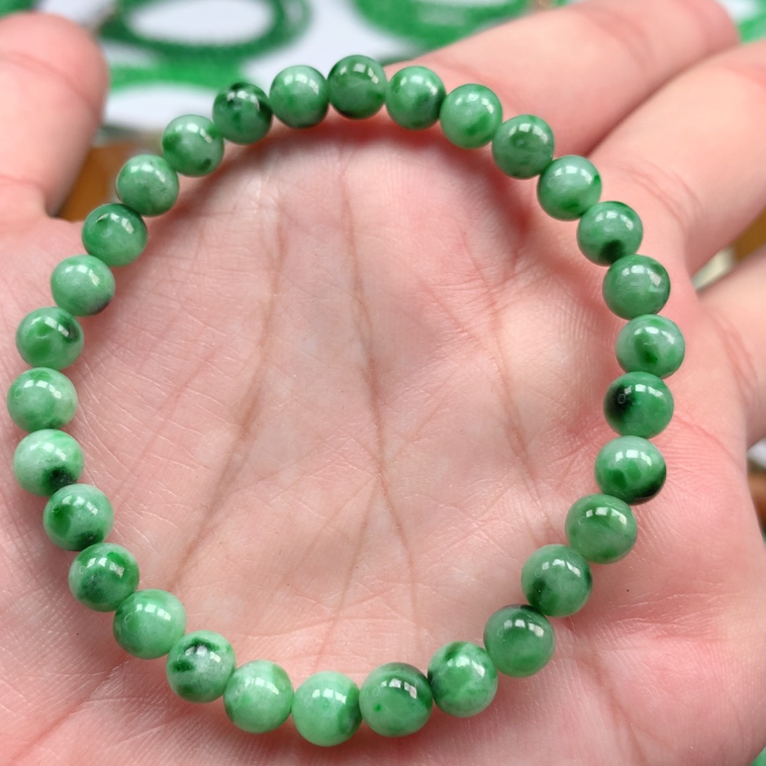 翡翠手链未镶嵌翡翠