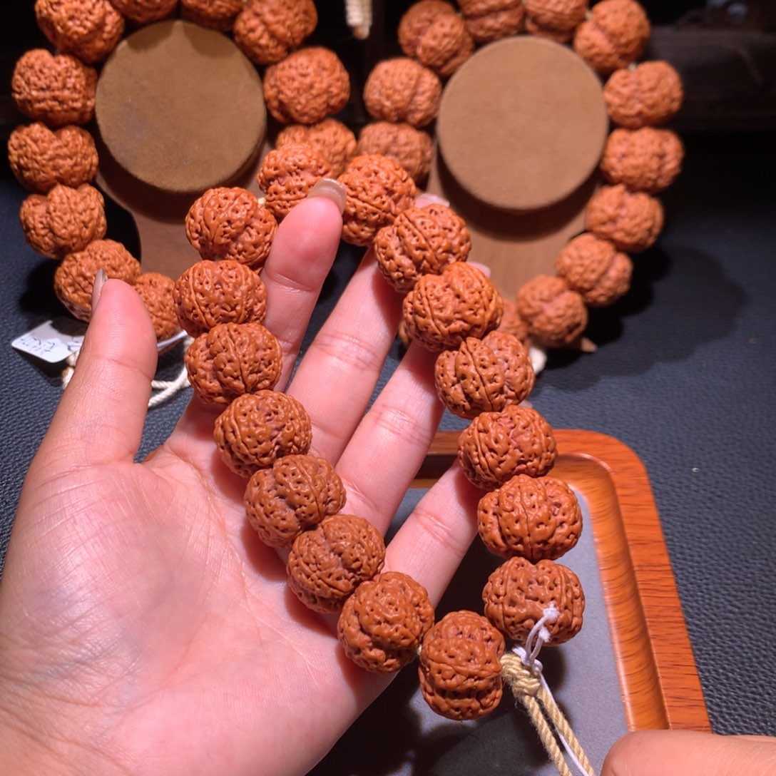 金刚菩提手串22+帝王花