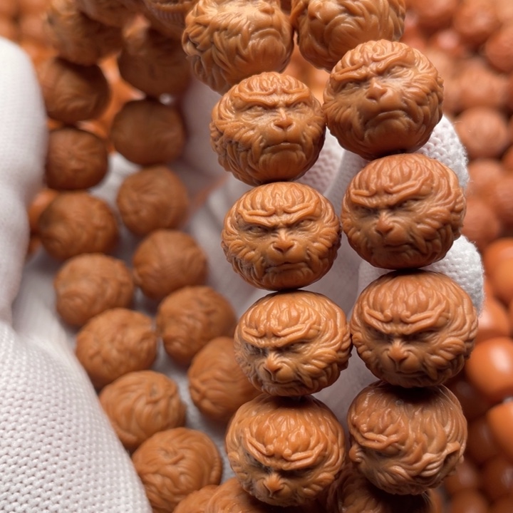 猴头核桃吊坠烛*斗战胜佛