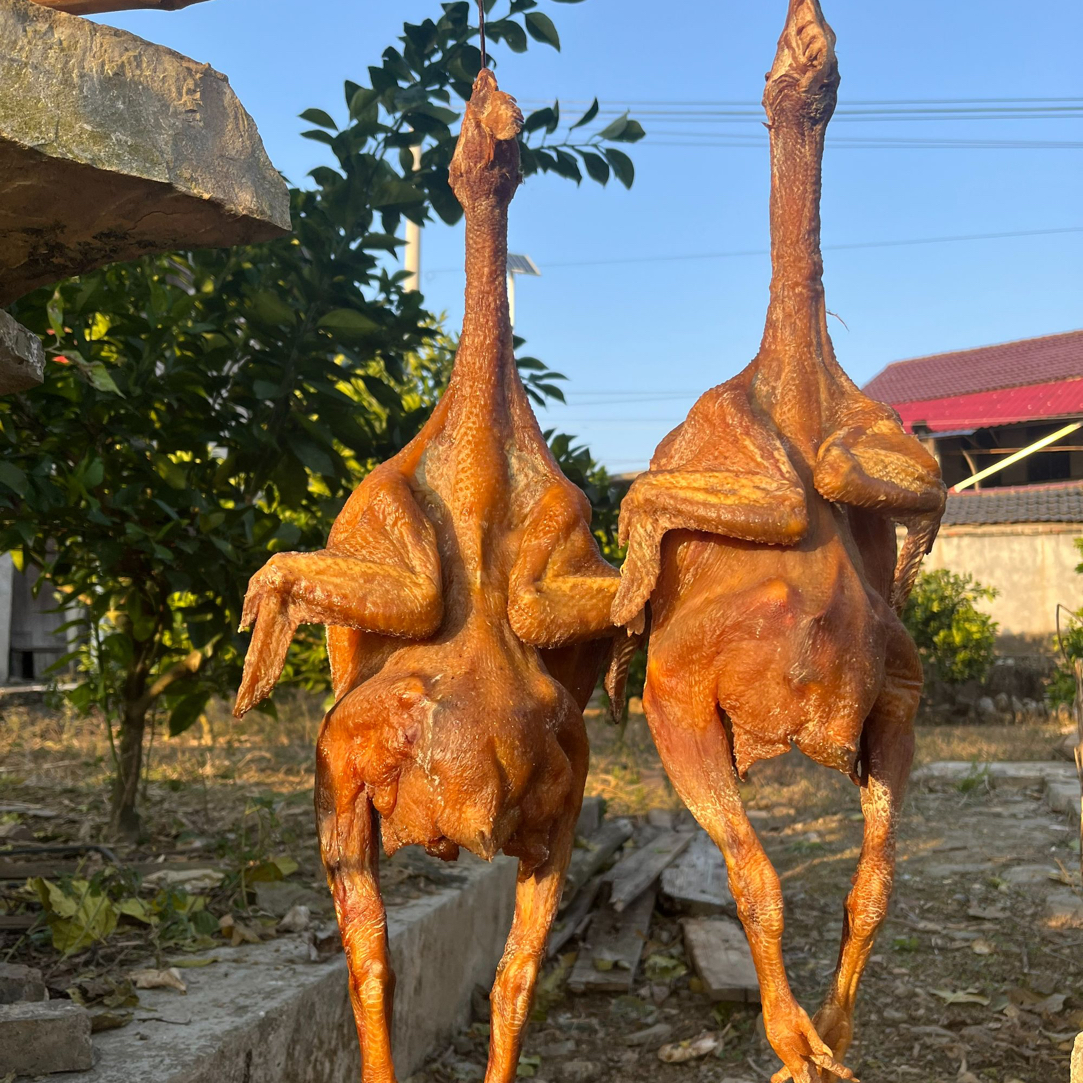 湘西辰溪烟熏腊鸡（三黄鸡小火慢熏