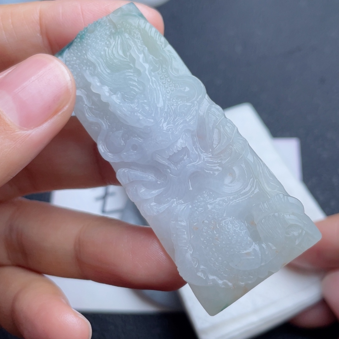 b***l定制翡翠未镶嵌翡翠吊坠