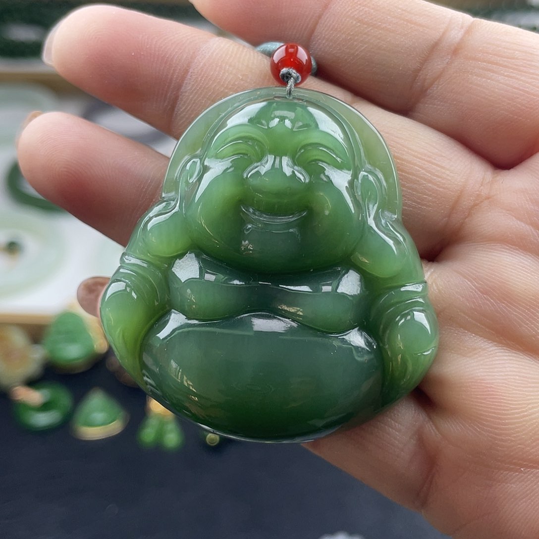 和田玉（碧玉）颈饰未镶嵌