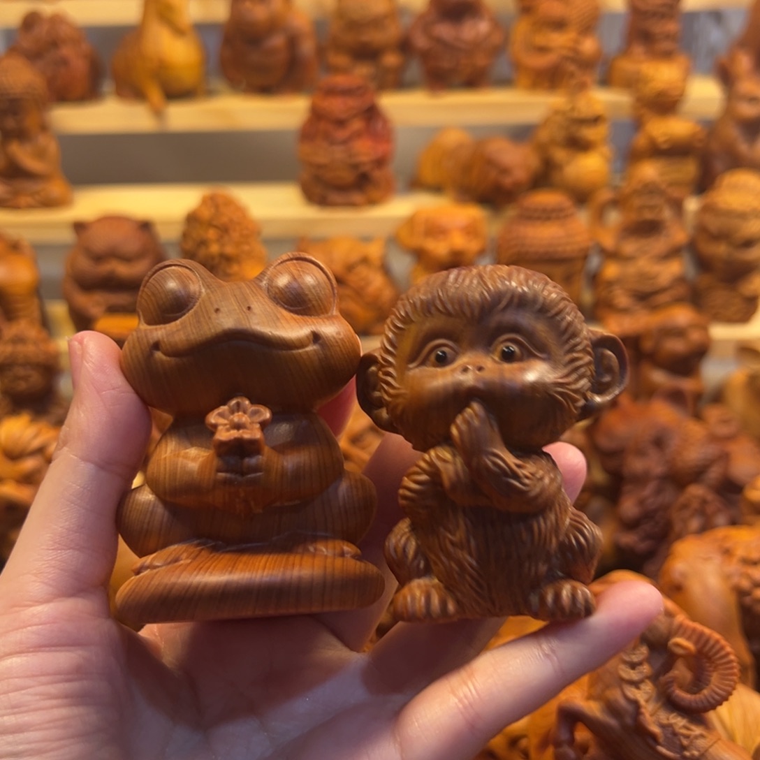 金***露崖柏太行陈化崖柏猴子+青蛙