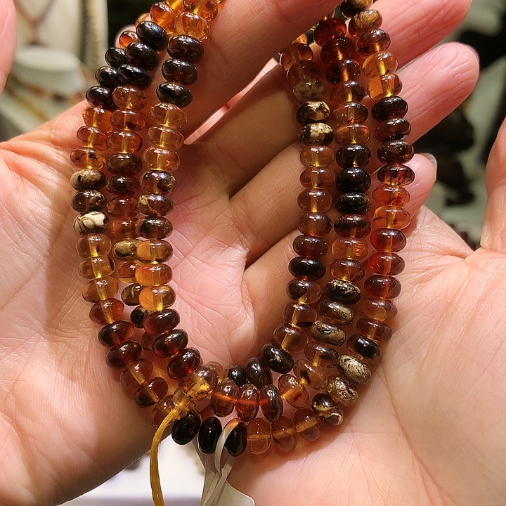 琥珀裸石未镶嵌7m多宝