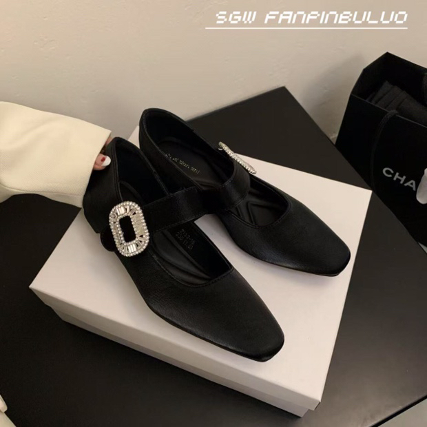 2132-16浅口单鞋女春秋新款法式气质仙女通勤玛丽珍小皮鞋A10