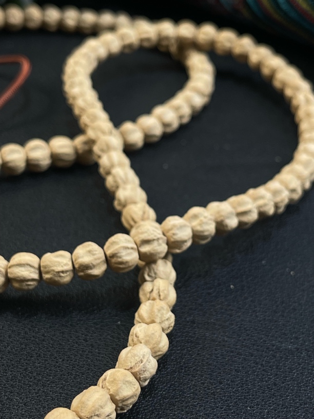 YA197莲花微切粉皮柏香籽107长串