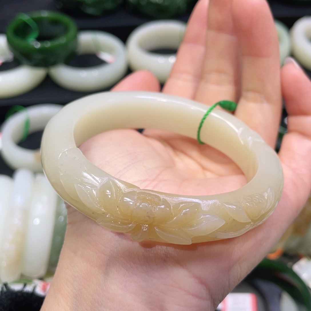 未镶嵌手镯和田玉109
