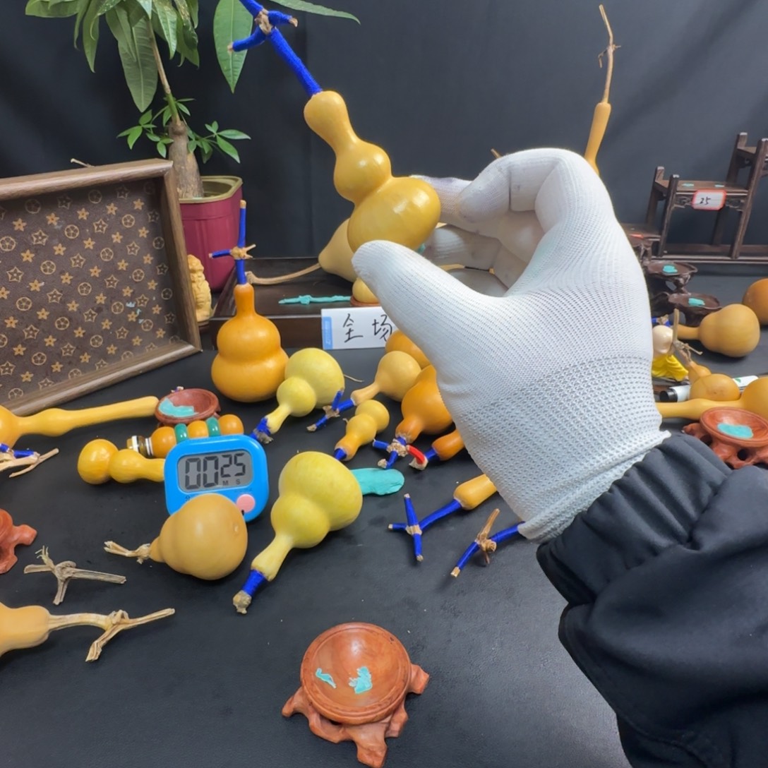 麦***了有机玻璃摆件等各种工具