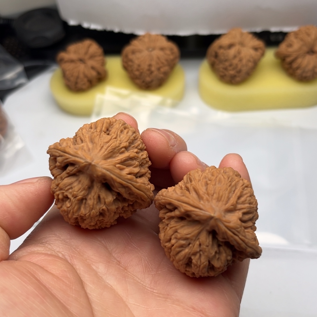 文玩核桃吊坠南疆39