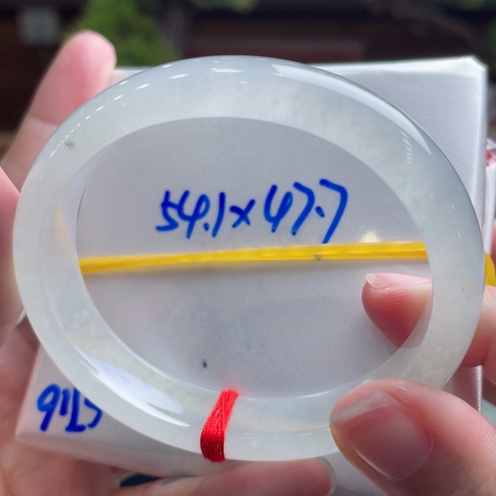 翡翠未镶嵌手镯54.1贵妃白冰起光 