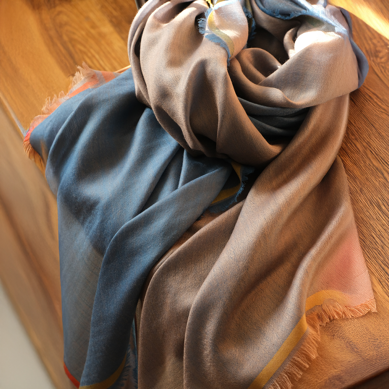 COSHILY春季新品百分百山羊绒双面薄款多功能散须大尺寸围巾 披肩