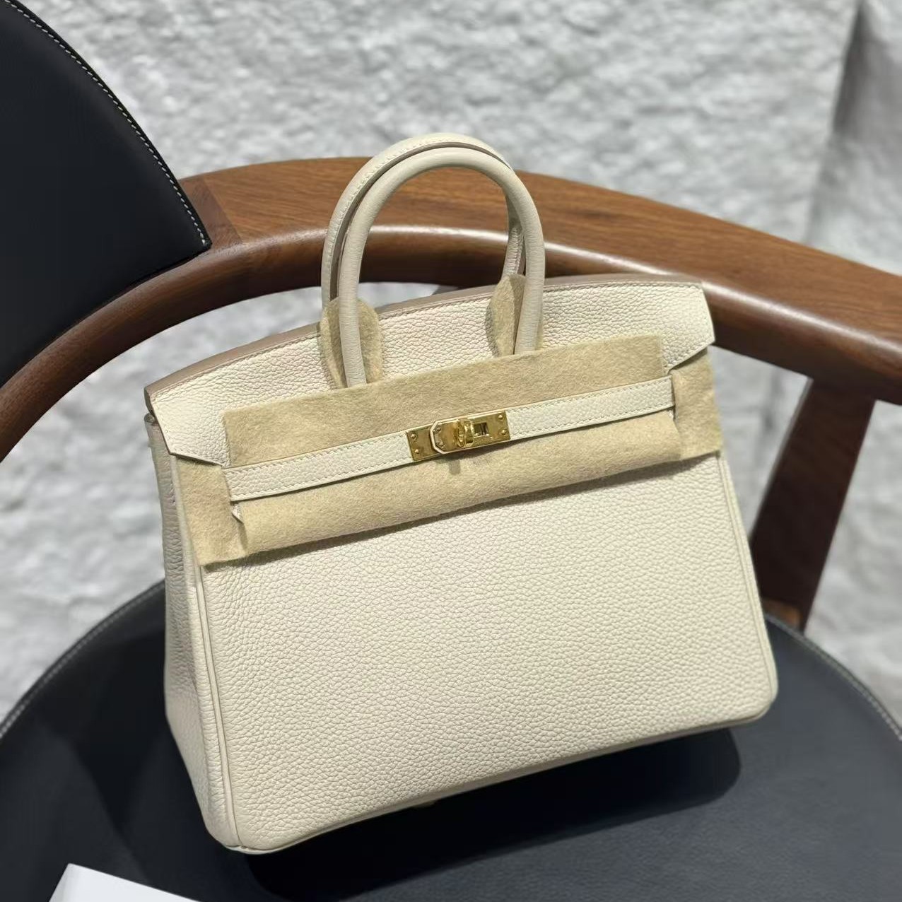 未使用 Hermes/爱马仕 lina/w刻爱马仕bk25 奶昔白金扣包