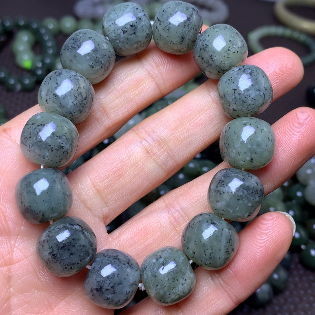 未镶嵌手链和田玉16