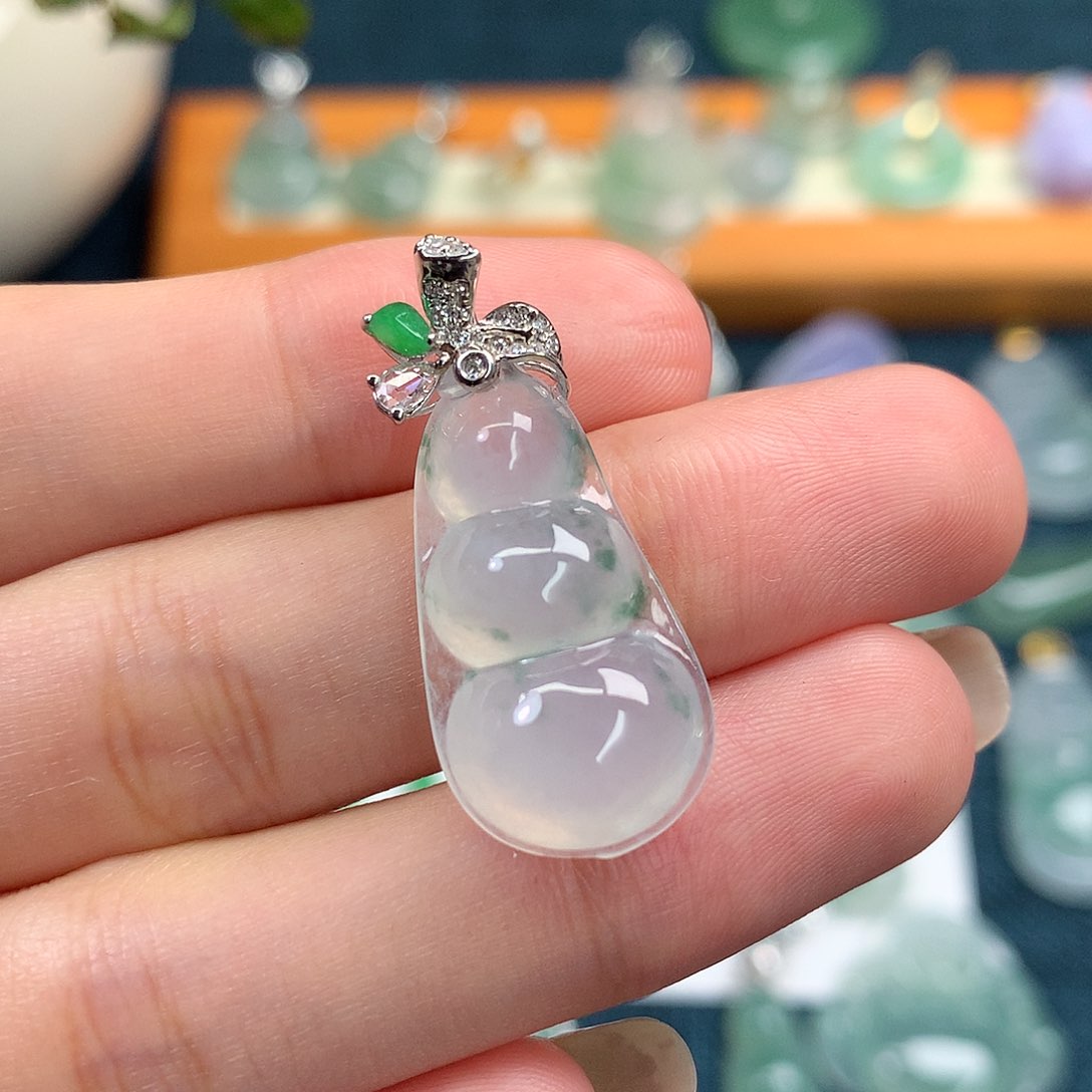 吊坠(不含链)18K金镶嵌翡翠