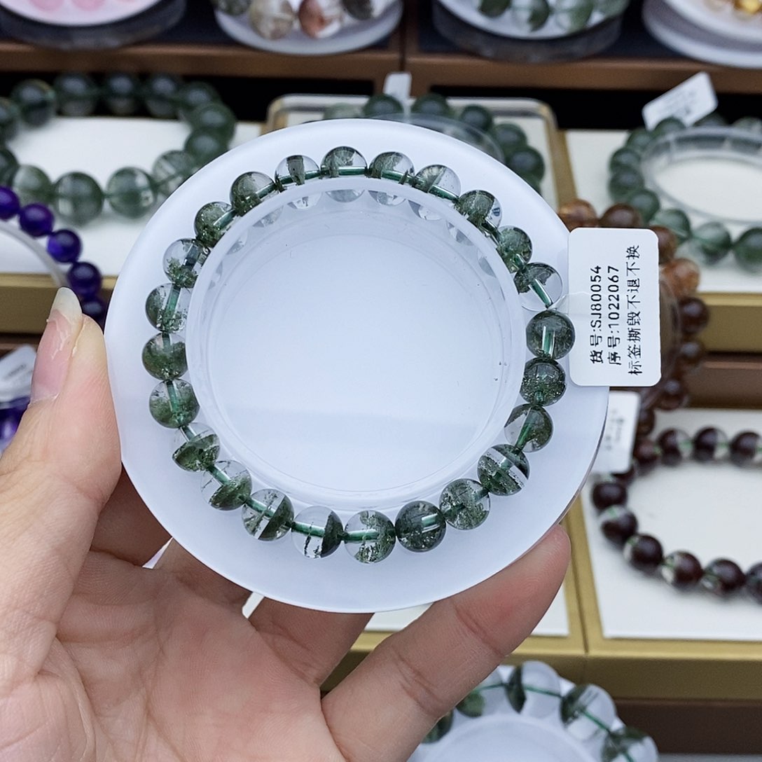 水晶手链未镶嵌李**酸绿幽灵