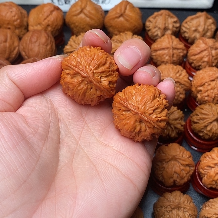 哆***梦文玩核桃吊坠麒麟球