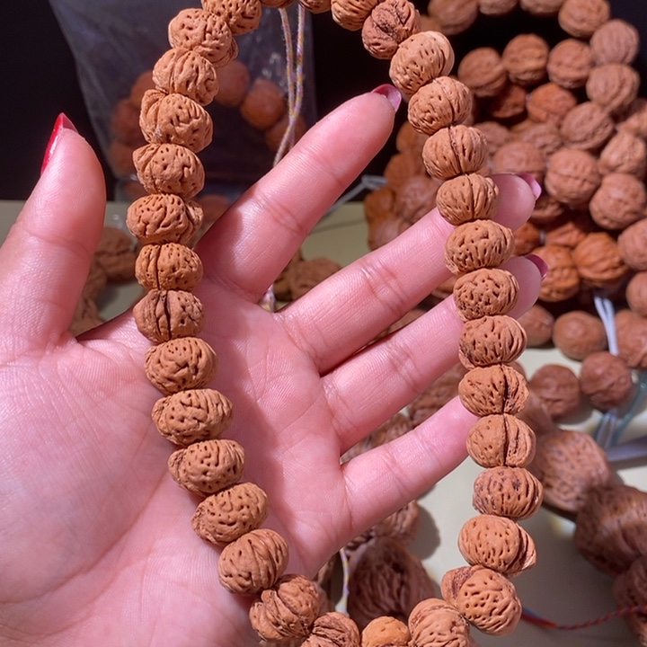 手串文玩核桃……33