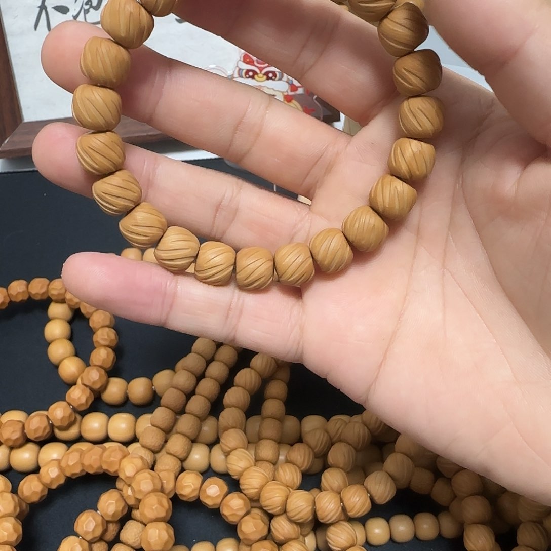 猴头核桃吊坠被****.566666788