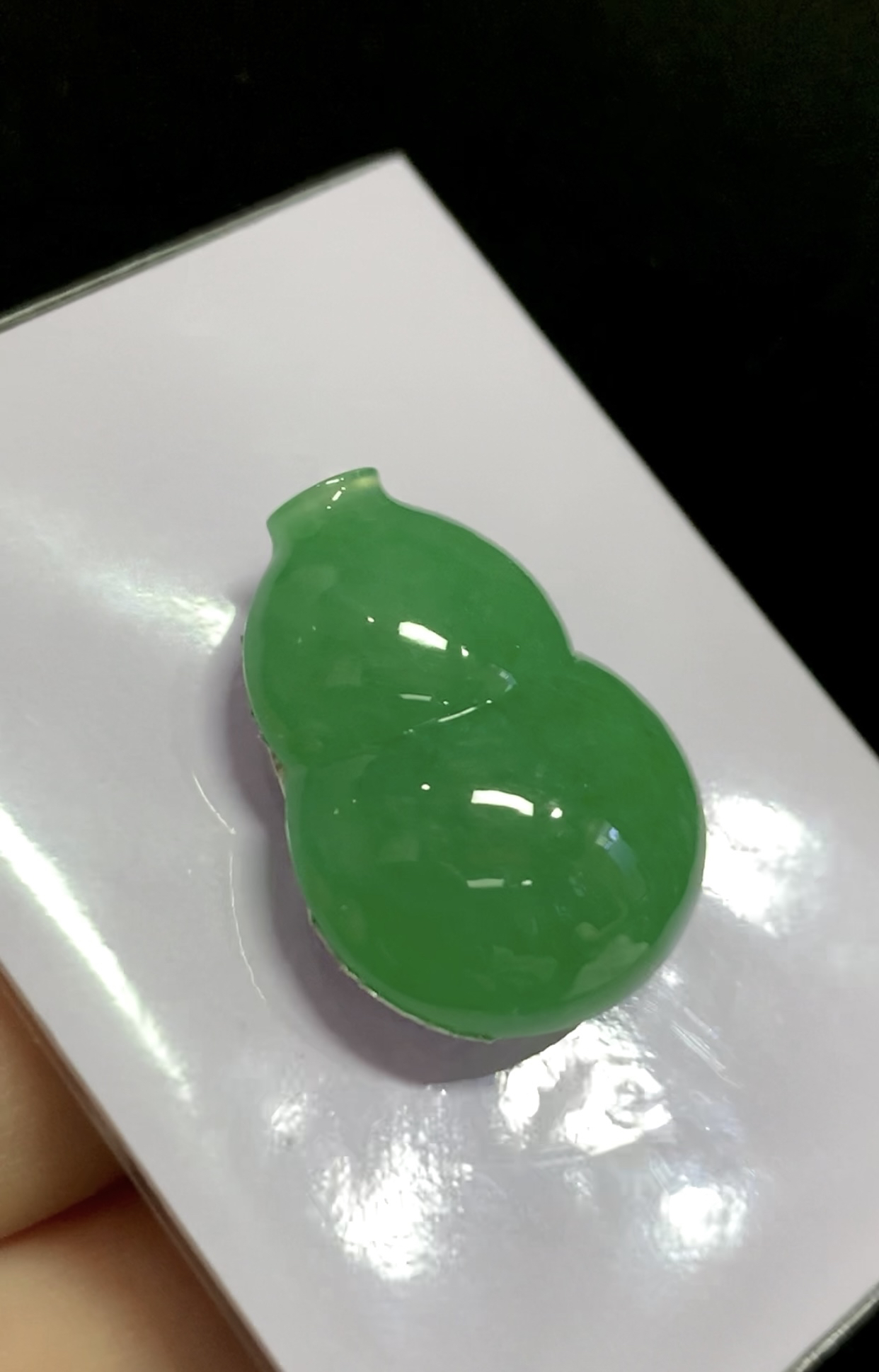 手慢无 超大件饱满葫芦 底子细腻光滑 天然a货缅甸翡翠